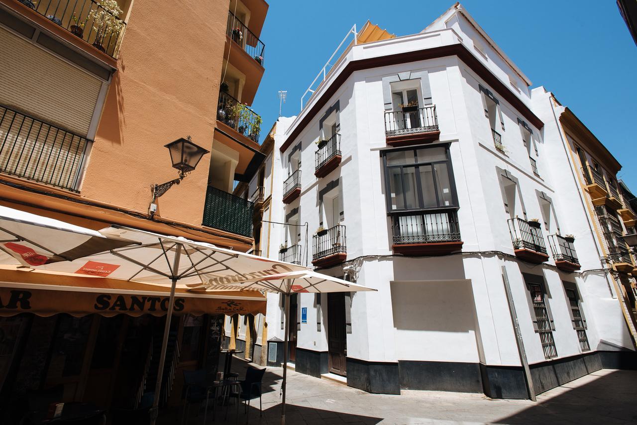 Hostly Acetres 1A Loft In City Center, Comunal Terrace, Fibre,Parking Optional Siviglia Esterno foto